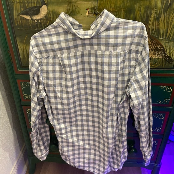 Button down shirt - Picture 1 of 2